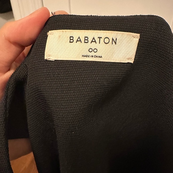 ARITZIA V NECK DRESS - Picture 3 of 5